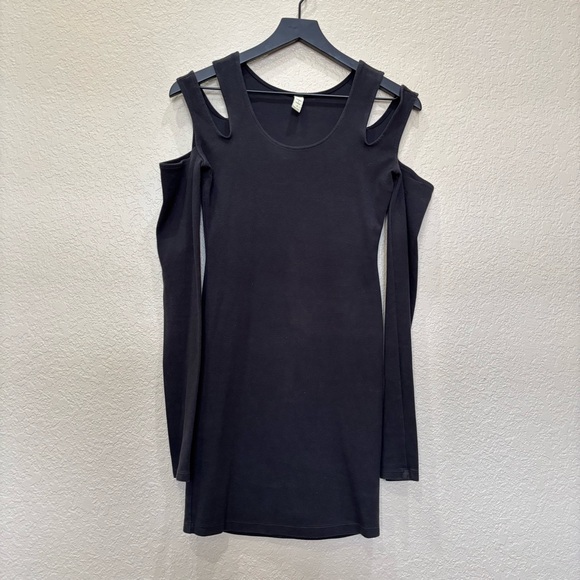 RVCA Dresses & Skirts - RVCA x Neely Machinery Dress in Black Bodycon Rumi Neely Collab Size Small